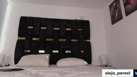 Snapshot of chris_blake__ chatting on February 22, 6:06 pm Chris B online show from February 22, 6:06 pm