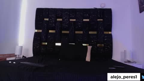 Snapshot of chris_blake__ chatting on March 17, 6:33 pm Chris B online show from March 17, 6:33 pm