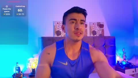 Snapshot of chris_clarck chatting on July 1, 7:13 pm chris_clarck online show from July 1, 7:13 pm