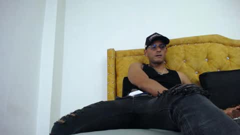 Snapshot of chris_dick2 chatting on May 31, 5:48 am chris_dick2 online show from May 31, 5:48 am
