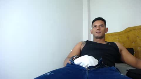 chris_dick2 online show from June 25, 5:12 am