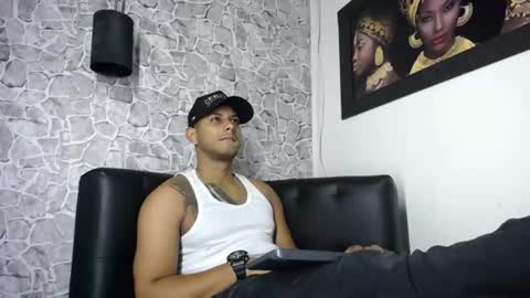 chris_dick2 online show from July 28, 4:16 pm