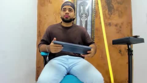 chris_evans00 online show from February 8, 4:21 pm