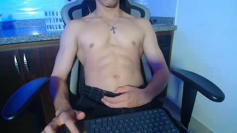 Snapshot of chris_evans27 chatting on November 22, 2:43 am Chris Evans online show from November 22, 2:43 am