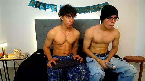 Snapshot of chris_evans27 chatting on November 29, 3:31 am Chris Evans online show from November 29, 3:31 am