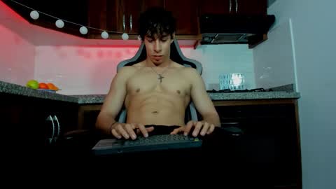 Chris Evans online show from January 31, 8:18 pm