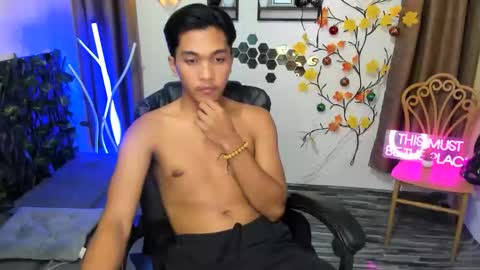 Snapshot of chris_hardfucker chatting on December 15, 11:58 am chris_hardfucker online show from December 15, 11:58 am