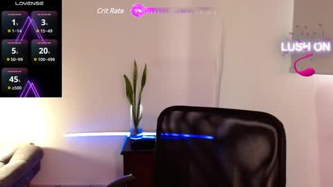 cris         Twitter magnum101010 insta magnumc20 online show from February 25, 12:45 pm