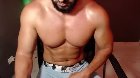 cris         Twitter magnum101010 insta magnumc20 online show from July 24, 4:49 pm