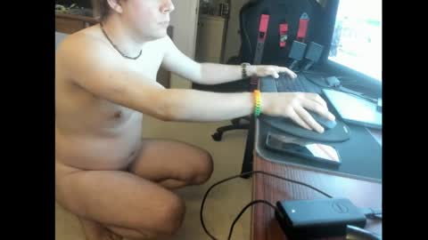 Snapshot of chris_martinson chatting on April 14, 12:27 am Chris Martinson XXX online show from April 14, 12:27 am