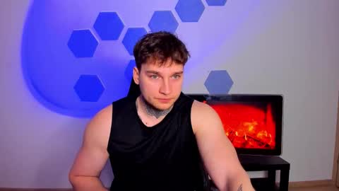 Snapshot of chris_tyson chatting on March 3, 9:59 am Chris Tyson online show from March 3, 9:59 am