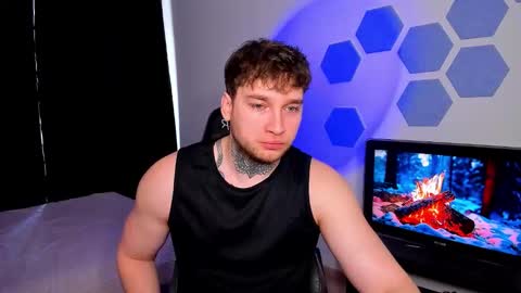 Snapshot of chris_tyson chatting on March 14, 9:59 am Chris Tyson online show from March 14, 9:59 am