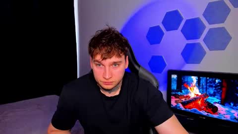 Snapshot of chris_tyson chatting on March 15, 9:15 am Chris Tyson online show from March 15, 9:15 am