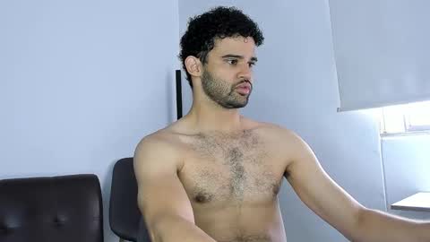 Snapshot of chrisandrew_ chatting on November 11, 3:12 pm Im Chirs IM MODEL INDEPENDT online show from November 11, 3:12 pm