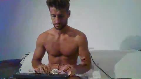 Snapshot of chrisaron chatting on September 20, 4:24 am chrisaron online show from September 20, 4:24 am