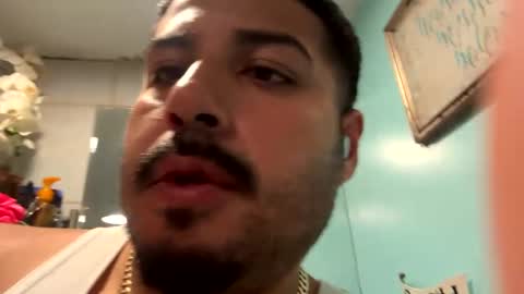 chrisb8593 online show from September 10, 9:37 pm