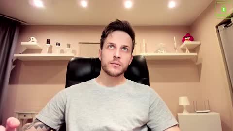 Snapshot of chriscarrey chatting on February 21, 5:24 am Chris online show from February 21, 5:24 am