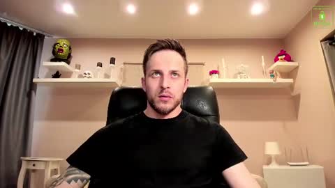 Snapshot of chriscarrey chatting on July 7, 2:47 am Chris online show from July 7, 2:47 am
