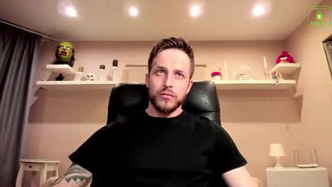 Snapshot of chriscarrey chatting on July 24, 11:03 pm Chris online show from July 24, 11:03 pm