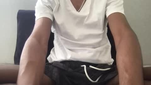 chrisjones4504 online show from February 9, 11:36 pm