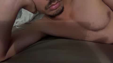 chrislover2125 online show from March 21, 5:45 am