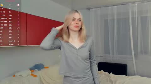 Lizz online show from February 2, 8:07 pm