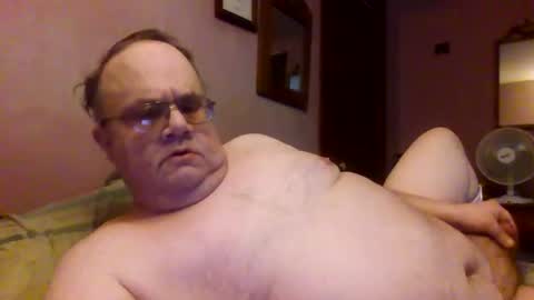 Snapshot of chrismini312 chatting on March 3, 7:42 pm Chris The Jerk Off King online show from March 3, 7:42 pm