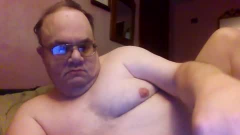 Snapshot of chrismini312 chatting on March 6, 1:18 pm Chris The Jerk Off King online show from March 6, 1:18 pm