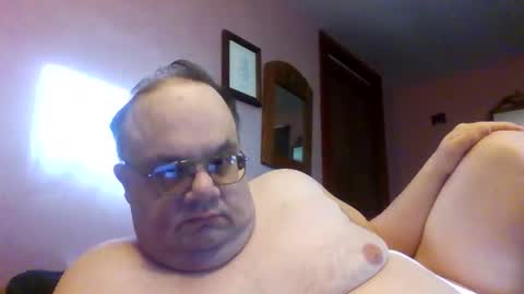 Snapshot of chrismini312 chatting on March 13, 12:01 pm Chris The Jerk Off King online show from March 13, 12:01 pm