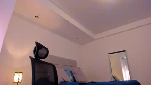 Snapshot of chrismorgan24 chatting on April 16, 9:39 pm chrismorgan24 online show from April 16, 9:39 pm