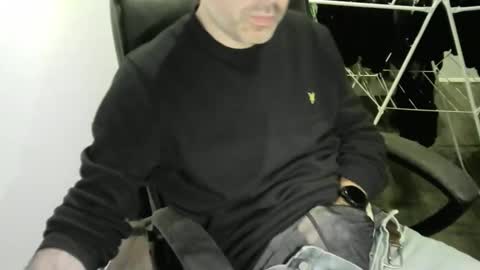 Snapshot of chrisprngr chatting on January 20, 1:32 pm chrisprngr online show from January 20, 1:32 pm