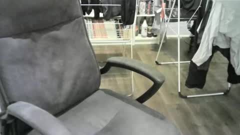 Snapshot of chrisprngr chatting on September 21, 4:52 pm chrisprngr online show from September 21, 4:52 pm