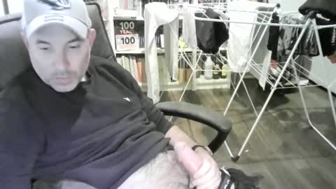 Snapshot of chrisprngr chatting on April 28, 9:42 pm chrisprngr online show from April 28, 9:42 pm