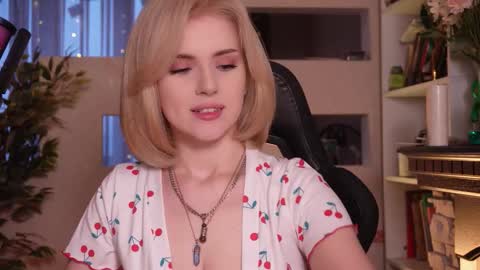 Snapshot of chriss_foxx chatting on March 27, 3:23 pm chriss_foxx online show from March 27, 3:23 pm