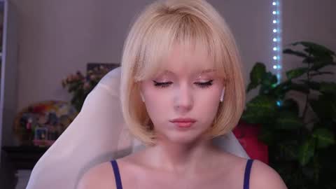Snapshot of chriss_foxx chatting on July 15, 3:39 pm chriss_foxx online show from July 15, 3:39 pm