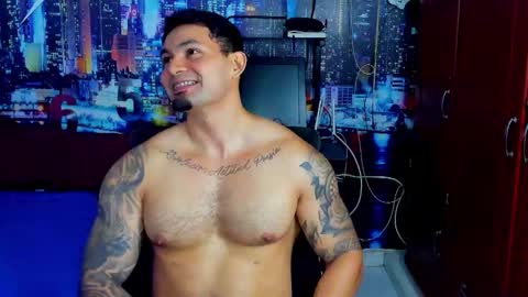 Snapshot of chriss_stewart2 chatting on October 15, 2:22 am Chriss Stewart online show from October 15, 2:22 am