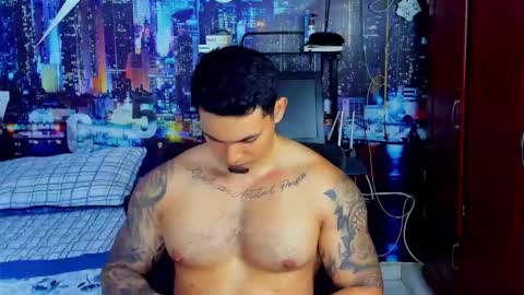 Snapshot of chriss_stewart2 chatting on October 28, 2:15 am Chriss Stewart online show from October 28, 2:15 am