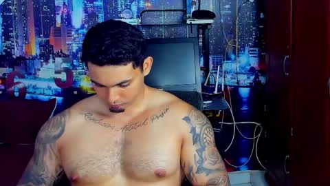 Snapshot of chriss_stewart2 chatting on November 13, 3:05 am Chriss Stewart online show from November 13, 3:05 am