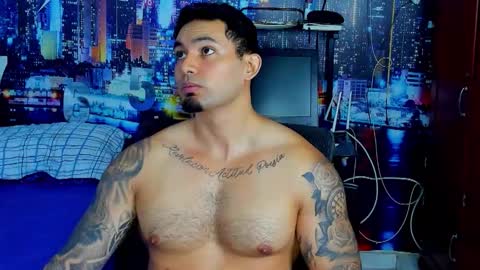 Snapshot of chriss_stewart2 chatting on November 19, 2:44 am Chriss Stewart online show from November 19, 2:44 am