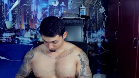 Chriss Stewart online show from March 26, 2:39 am