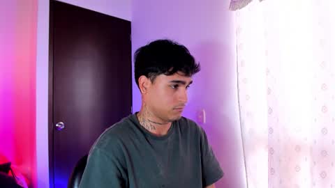 Christian Wang online show from January 31, 9:24 pm