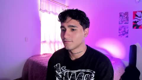 Christian Wang online show from February 8, 7:28 pm