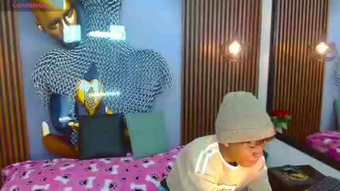 Snapshot of chrisshottx chatting on June 14, 7:49 pm chrisshottx online show from June 14, 7:49 pm