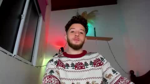 Hi dont forguet to follow me    online show from December 20, 8:10 am