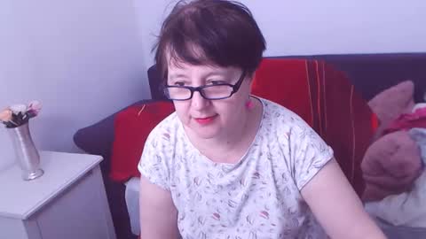 Christa online show from December 8, 6:54 am