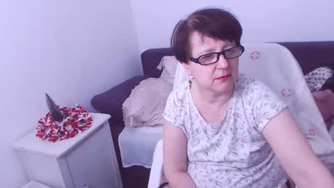 Christa online show from December 22, 8:16 am