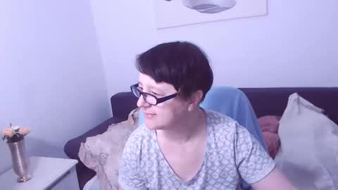 Snapshot of christarose chatting on February 28, 4:19 pm Christa online show from February 28, 4:19 pm