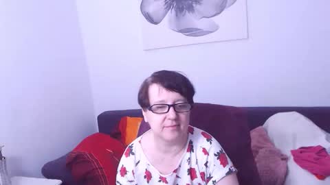 Snapshot of christarose chatting on March 13, 8:26 pm Christa online show from March 13, 8:26 pm