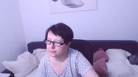 Snapshot of christarose chatting on March 27, 8:19 pm Christa online show from March 27, 8:19 pm