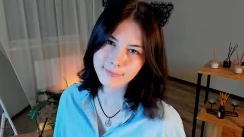 christaschrecongost online show from February 19, 4:14 pm